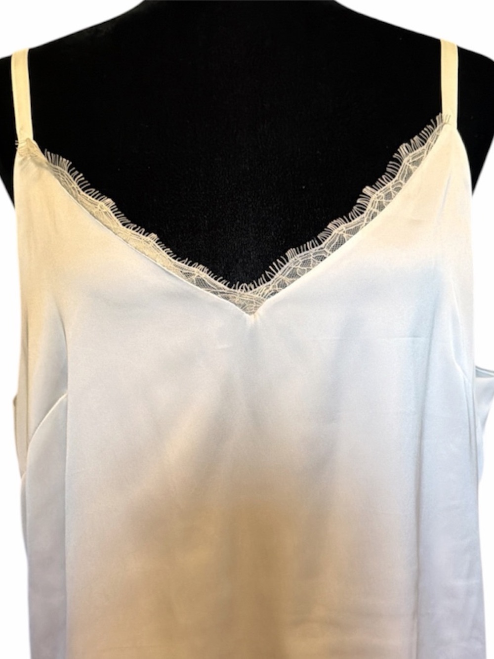 WHBM Women’s Cream Lined Lace-Trim Tank/ Chemise